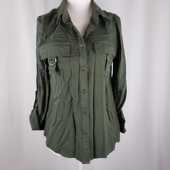 Charlotte Russe Tops - Charlotte Russe Olive Green Button Down S